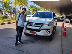 รีวิวรถเช่าสนามบินอุดร toyota fortuner -friendscarrent
